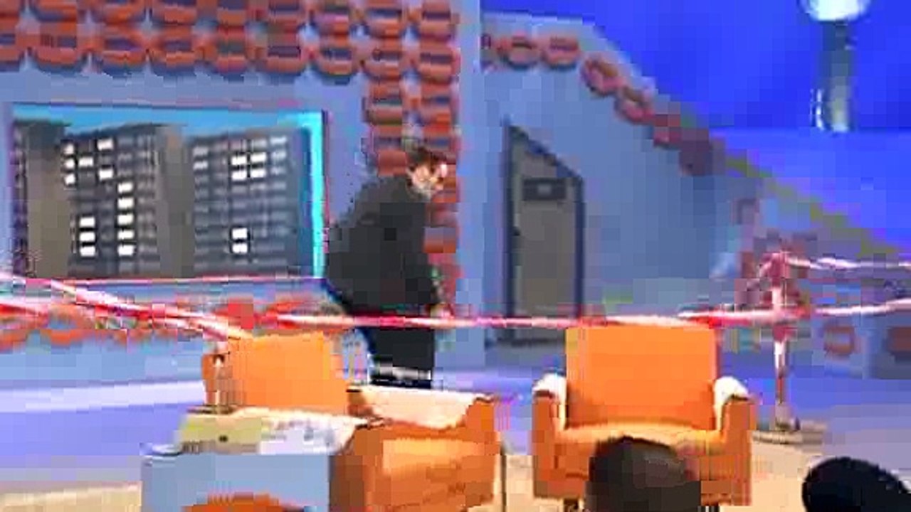 Krömer – Die internationale Show Staffel 1 Folge 1