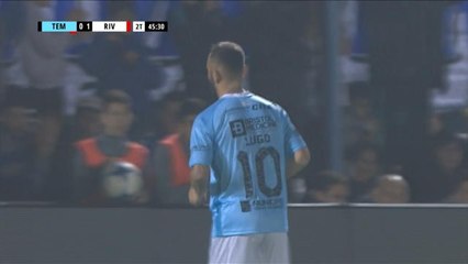 Argentine - Coup d'épaule à l'arbitre, ça fait rouge !