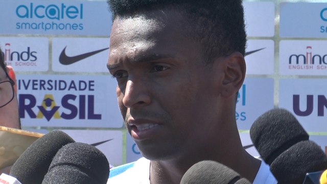 Kazim recebe apoio de Jô após má atuação: 'Tem confiança do grupo'