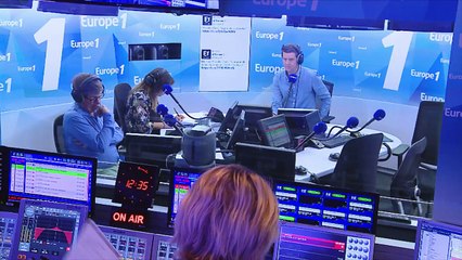 L'histoire de la robe noire de Mireille Darc dans "Le Grand Blond"