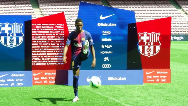 Keepy-uppy skills desert new Barca signing Dembele