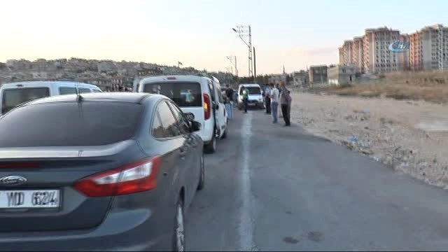 Cinayet Zanlısı ile Polis Arasında Çatışma: 1'i Polis, 2 Yaralı
