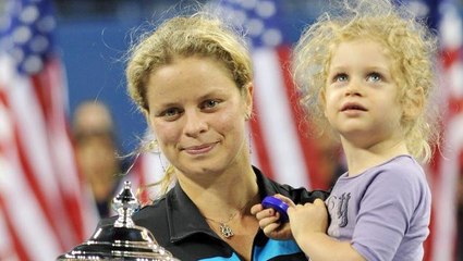 Video herunterladen: Kim Clijsters has advice for Serena Williams, other moms