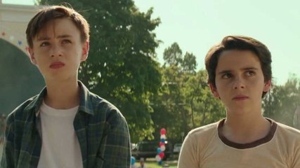 IT (Eso) - Clip con el Club de los Perdedores