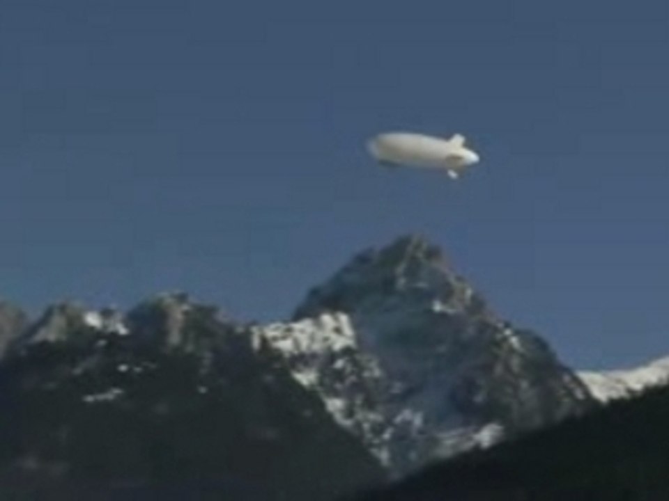 minizepp 7m windy day