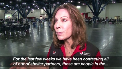Houston shelters overwhelmed following monster storm (2)