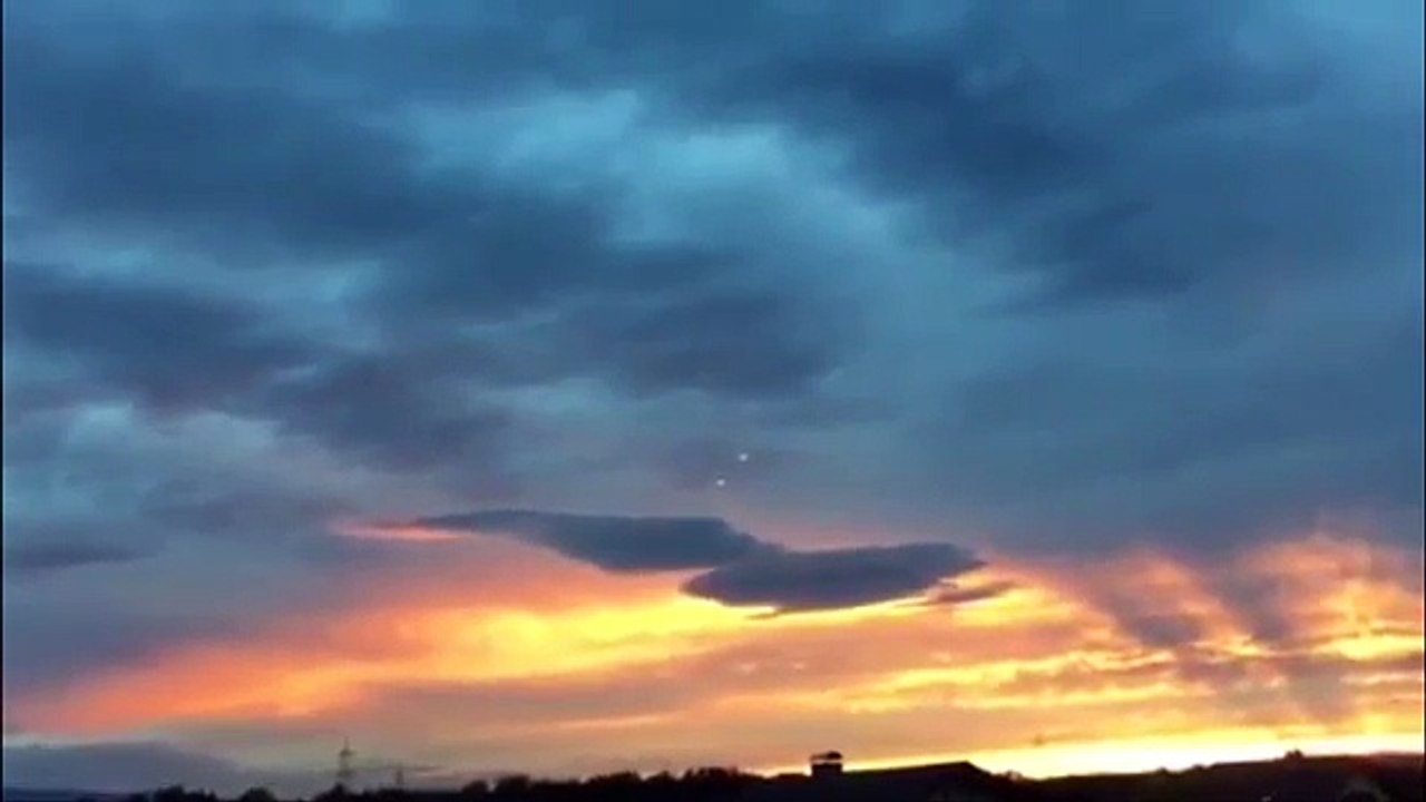 OVNIS  EN AUSTRIA - UFO - OVNI -