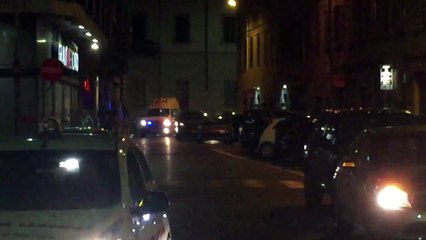 Ambulanza CRI di como in sirena By Vizzo