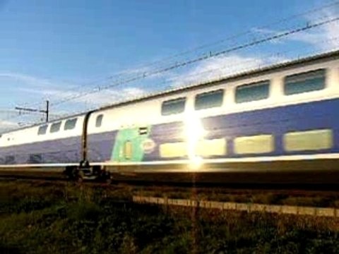 T G V DUPLEX et HYBRIDES ENTRE TARASCON ET NIMES 30000