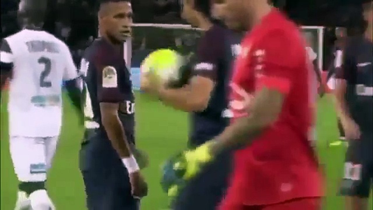 لهذا سبب تركت ''ميسي'' من أجل باريس يا نيمار !! شاهد الفرق بين ميسي و كافاني في ركلة الجزاء...