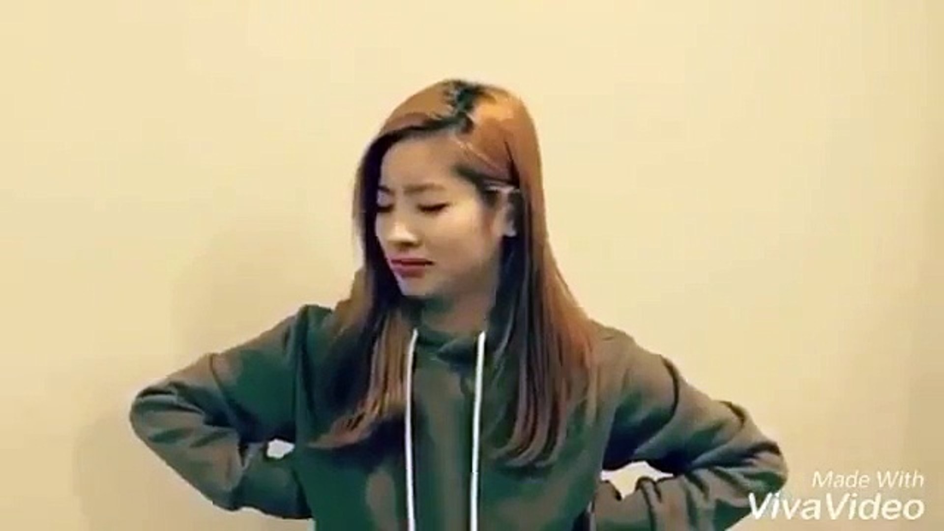 Twice Vでのダヒョンのtt メンバー全員の愛嬌 Video Dailymotion