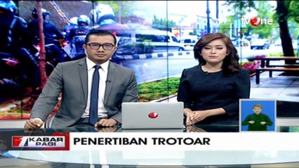 Sejumlah Kendaraan di Derek Petugas saat Terjaring Razia Trotoar