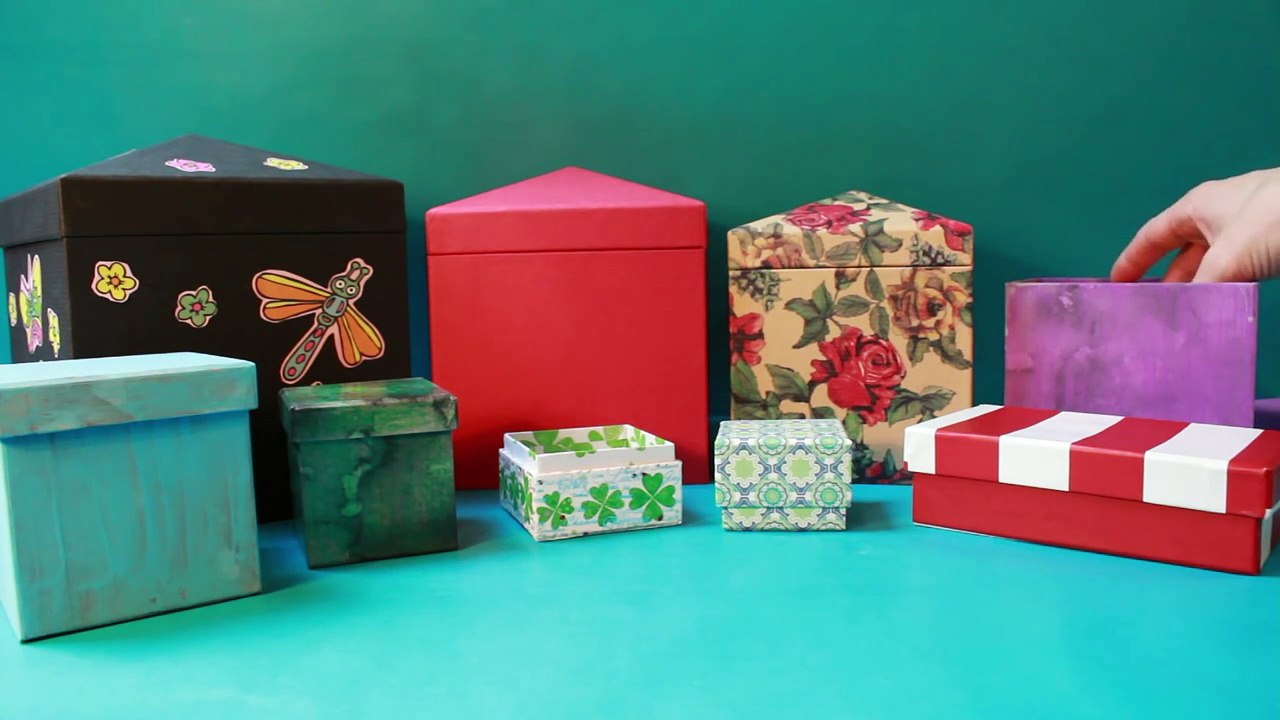 В помещении детская площадка весело для Дети и Семья играть горка Радуга цвета мяч игрушка