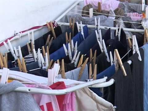 TG 04.11.13 Bari; vivere in un tugurio tra fogna e umidità