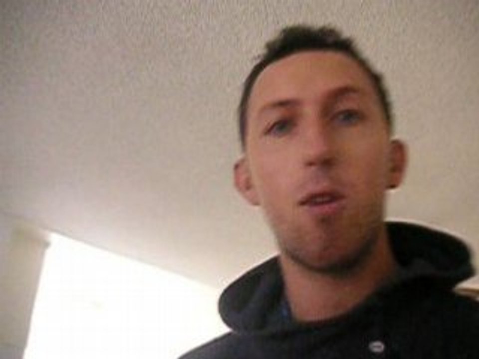 My roomate is a MARMOTTE ! lol