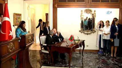 Dışişleri Bakanı Çavuşoğlu: "Arakan'daki Zulmü Şiddetle Kınıyoruz"