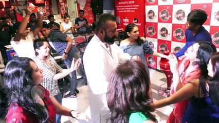 Sanjay Dutt CRAZY Dance With Fans At Fever 104 Radio Station