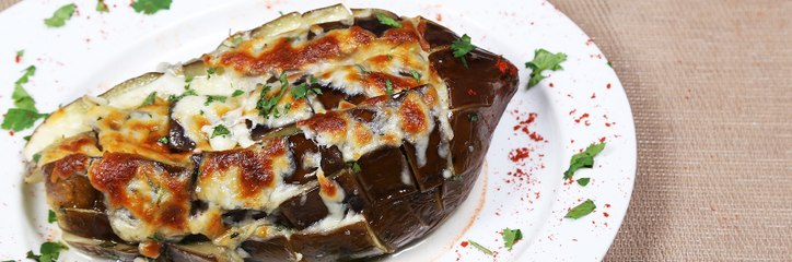 فيديو وصفة الباذنجان بالجبنة والثوم .. مدهشة للكوليسترول