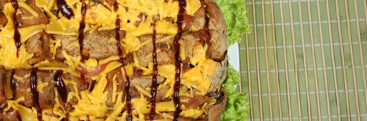 طريقة عمل الخبز المقطع بشرائح الجبن واللحم بالفيديو