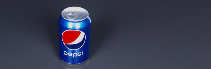 حيلة ذكية تمنع المشروبات الغازية من الفوران