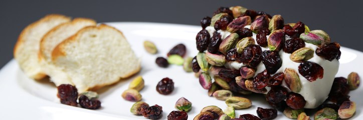 وصفة جبنة الماعز بالفواكه المجففة بالفيديو