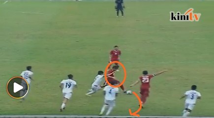 Aksi Rezaldi rembat gol cantik luar kotak penalti