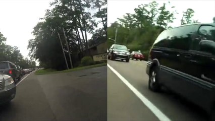 Vélo contre Voiture dans un virage ? Triste destin lol...