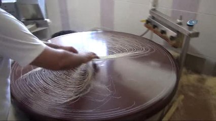 Diyarbakır'da Bayram İçin 30 Tondan Fazla Tatlı Üretilecek