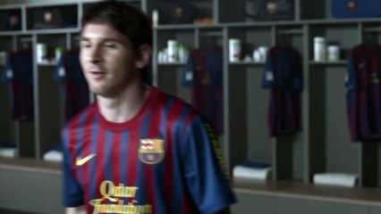 Lionel Messi playing basketball