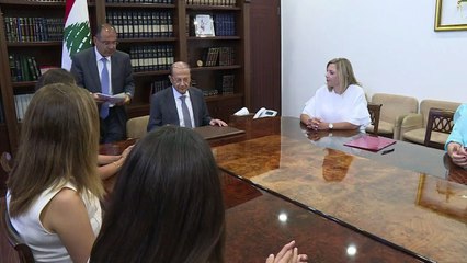 الرئيس اللبناني وقع قانون حماية الحيوانات