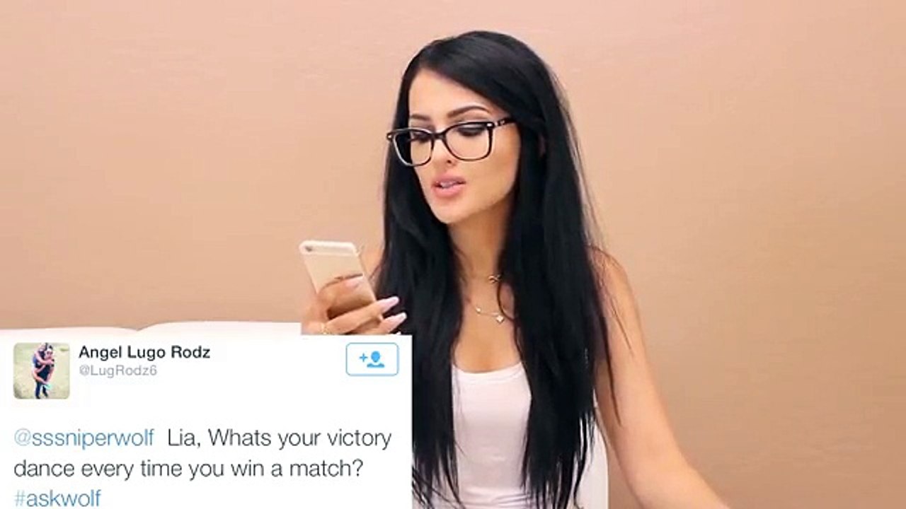 ŞniperWolf Twerks!!!