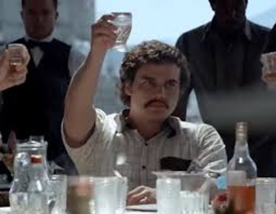 Narcos (3x1) Season 3 Episode 1 Sneak Peek
