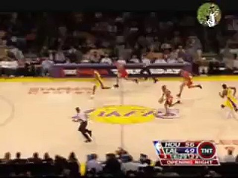Tracy McGrady throws down the left-handed sledgehammer on th