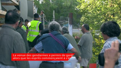 Bouriège : Les camions d'éléments éolien passent sur le pont du Rec