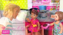 Dans le jeunes filles pour clin doeil Poupée Barbie sirène du mal à jouer docteur prick dlyadetey vidéo