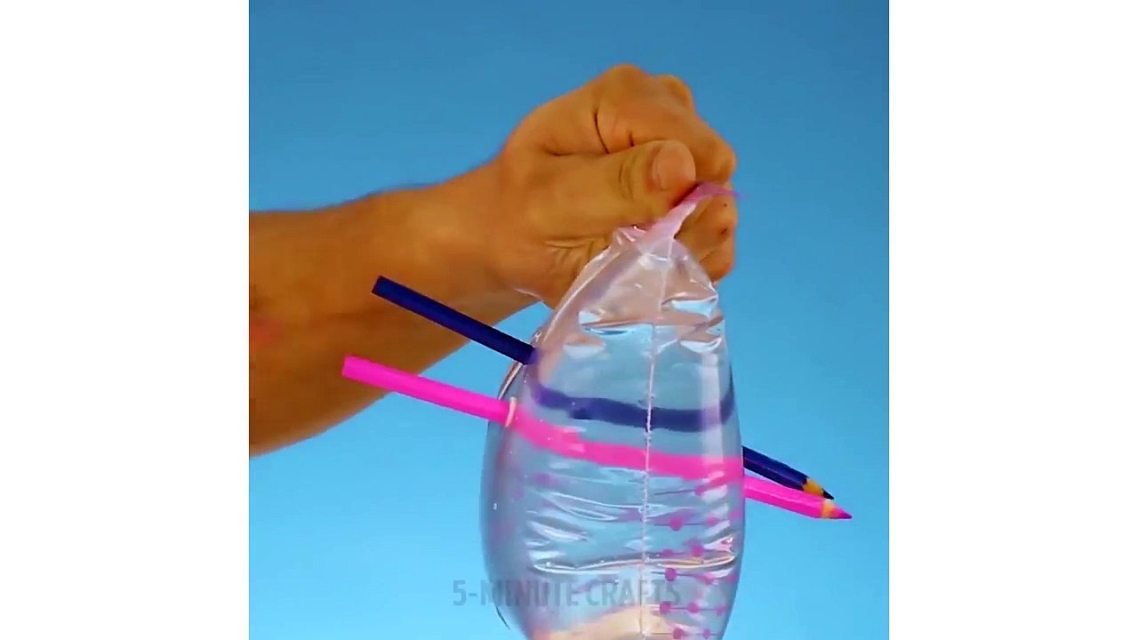 30 SIMPLE TRICKS TO AMAZE YOUR FRIENDS