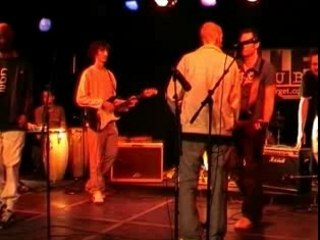 CO2 live 2 langues de +