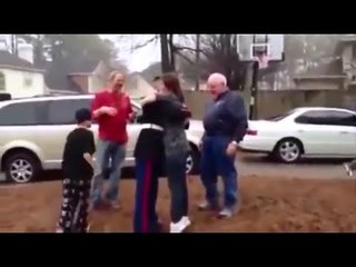 Marine Home From Deployment Surprises His Family