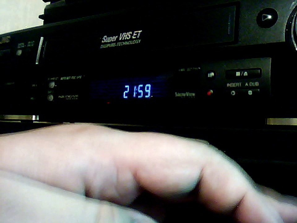 [Tropo] Radio HIT FM on 98.5 MHz