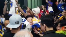 드디어 방한! 스테판 커리, 한국의 첫인상은 과연..? (Stephen Curry just arrived at Korea Kimpo airport)