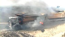 Terör Örgütü Mensupları Siirt'te 11 İş Makinesini Ateşe Verdi