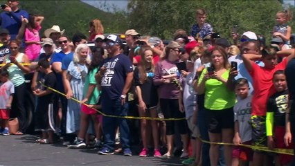 Trump visita Texas devastado por inundaciones de Harvey
