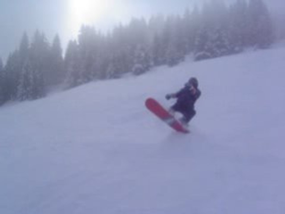 Regis s'essaye au backflip en snow...