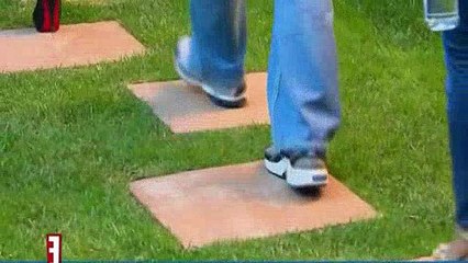 Keeping Up With The Kardashians S05E01 Kim's House Party HDTV XviD-MOMENTUM