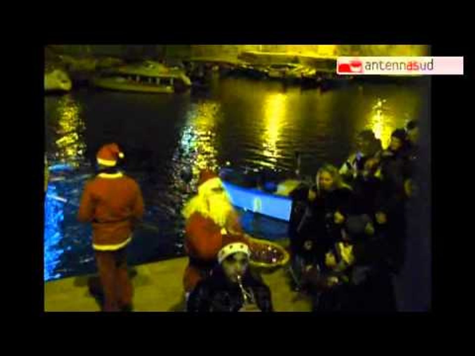 TG 24.12.13 A Giovinazzo, Babbo Natale arriva dal mare