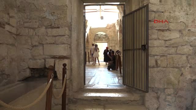 Antalya 'Noel Baba'nın Mezarı Jeoradarla Aranıyor