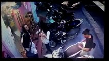 Nam thanh niên bẻ khóa trộm xe SH trong tích tắc trên phố Hà Nội