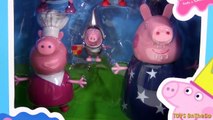 Famille la famille porc réal Ensemble Peppa série de chiffres figure royale