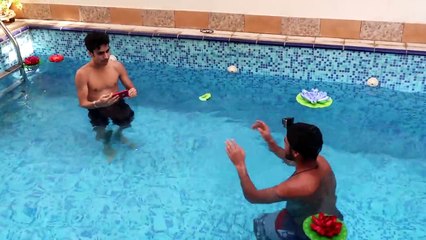 لن تشتري الايفون بعد مشاهدتك هذا الفيديو ( شوفوا ايش صار )  !!