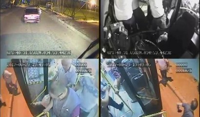 Halk otobüsünde bıçaklı kavga kamerada
